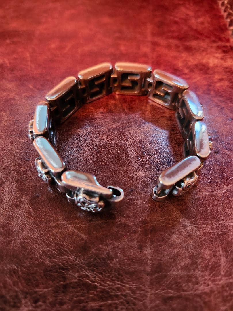 シンズスカルプチャー　シルバーブレスレット　ペリドット装飾