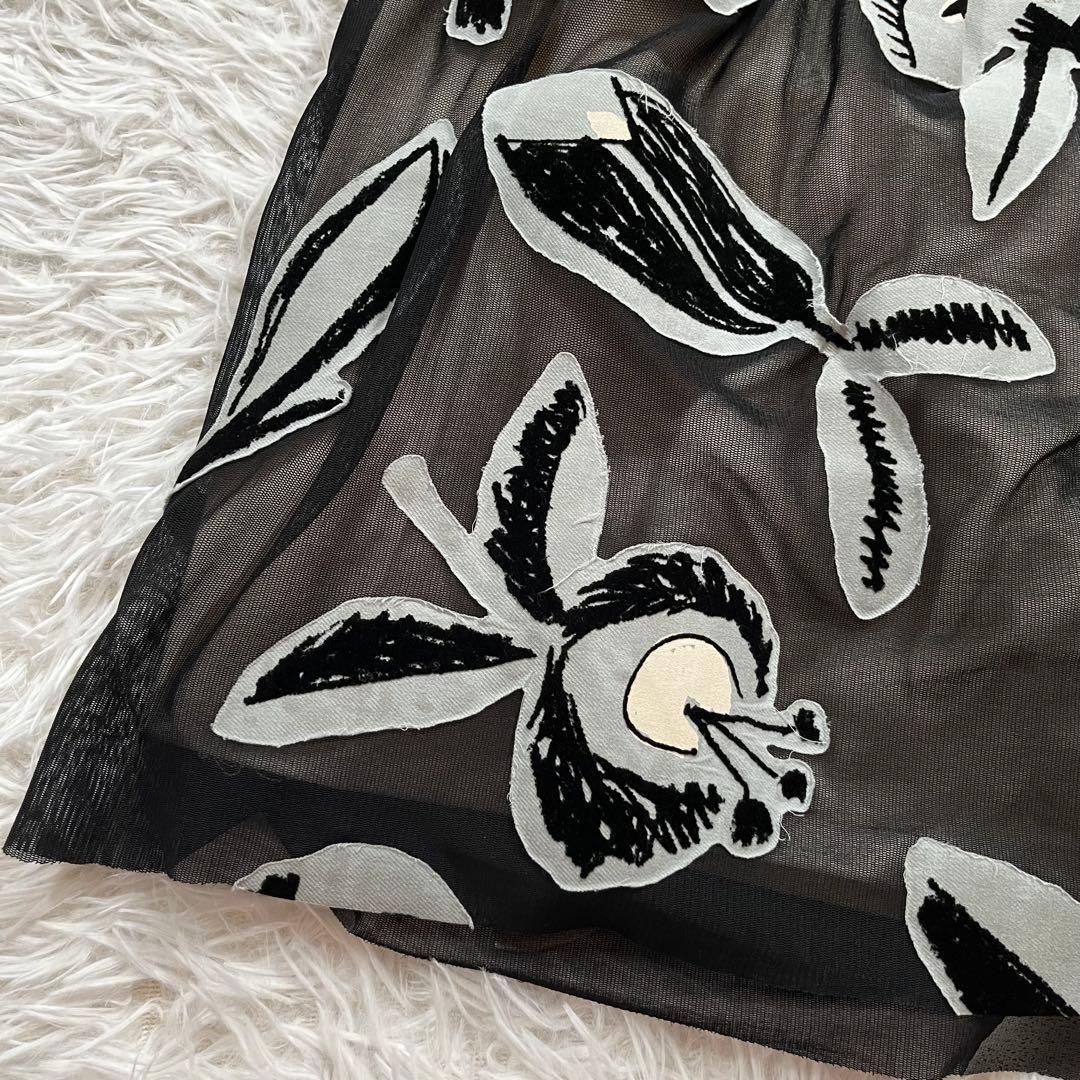 よよ　ミナペルホネン　CAMELLIA 花柄　フロッキープリント　スカート