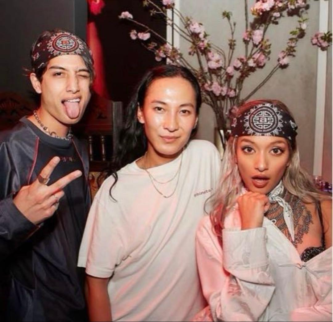 alexander wang バンダナ ヘアバンド