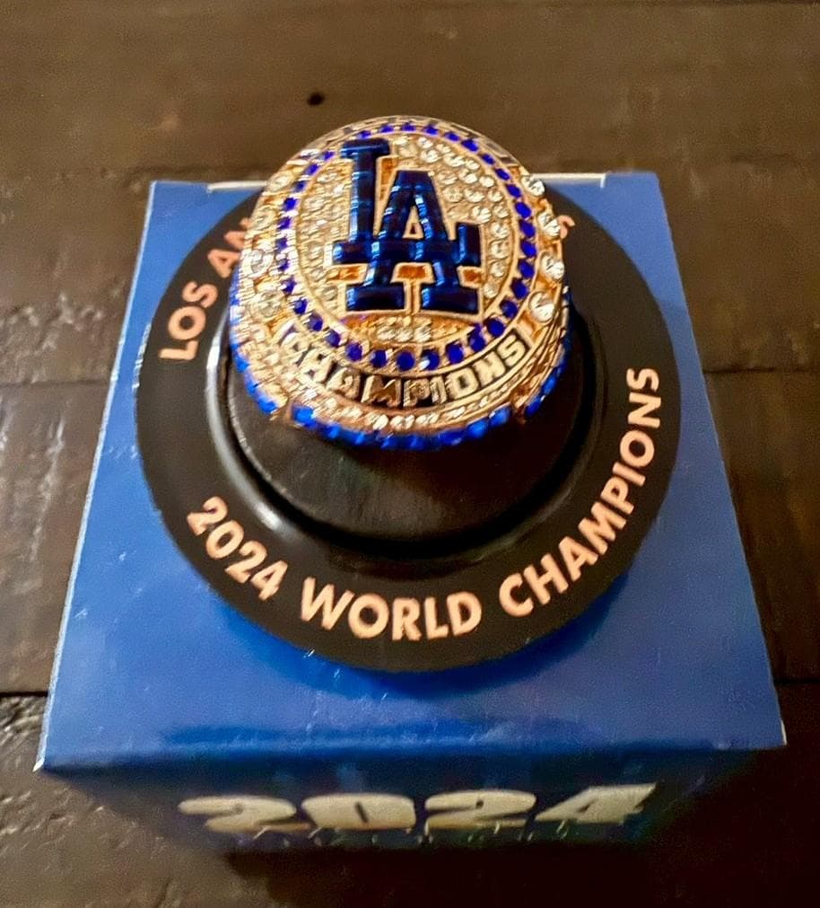 【非売品・限定品】Dodgersテオスカ・ヘルナンデス2024チャンピオンリング