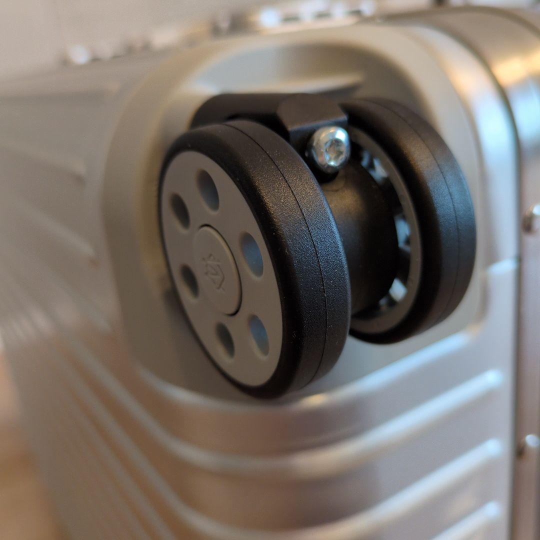 【新品未使用】RIMOWAキャビンプラス　布袋＆ラゲージタグ付き　49L