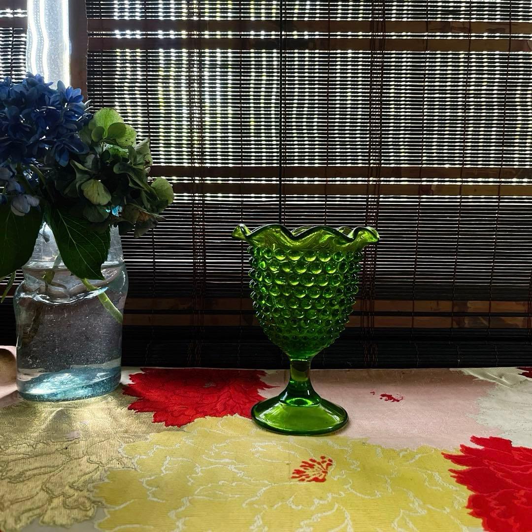 骨董　時代ガラス　希少　霰プレス　フリル　フォレストグリーン　濃緑色　氷コップ