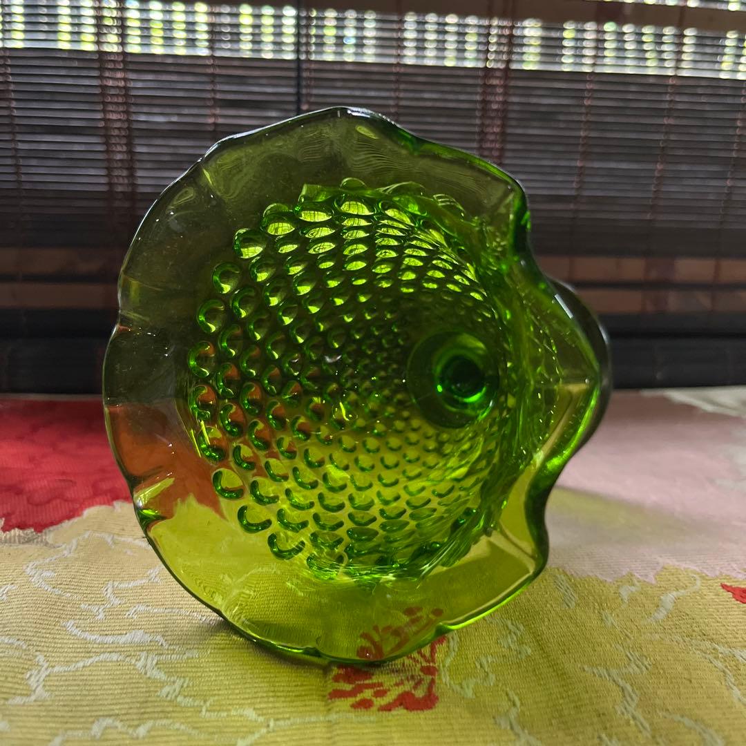 骨董　時代ガラス　希少　霰プレス　フリル　フォレストグリーン　濃緑色　氷コップ