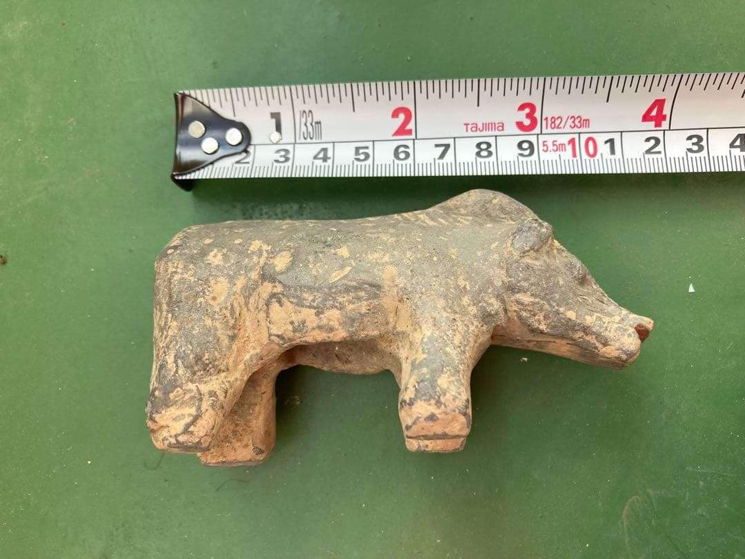 中国、漢加彩猪