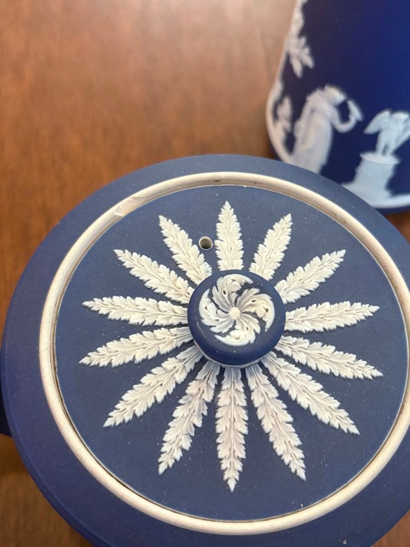 イギリスアンティーク ウェッジウッド ジャスパー ティーポットとジャグ