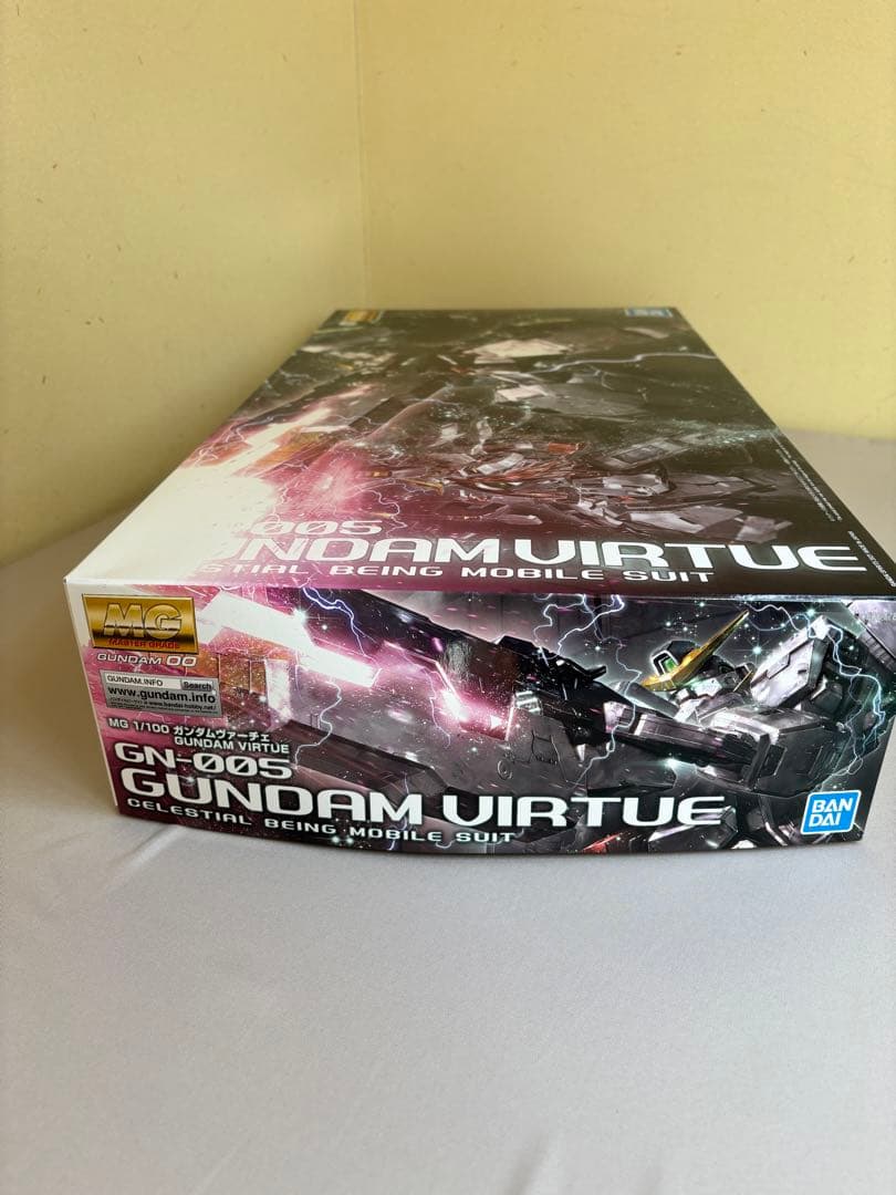 バンダイ　MG1/100ガンダムヴァーチェ　 　　　　　新品未組立て品
