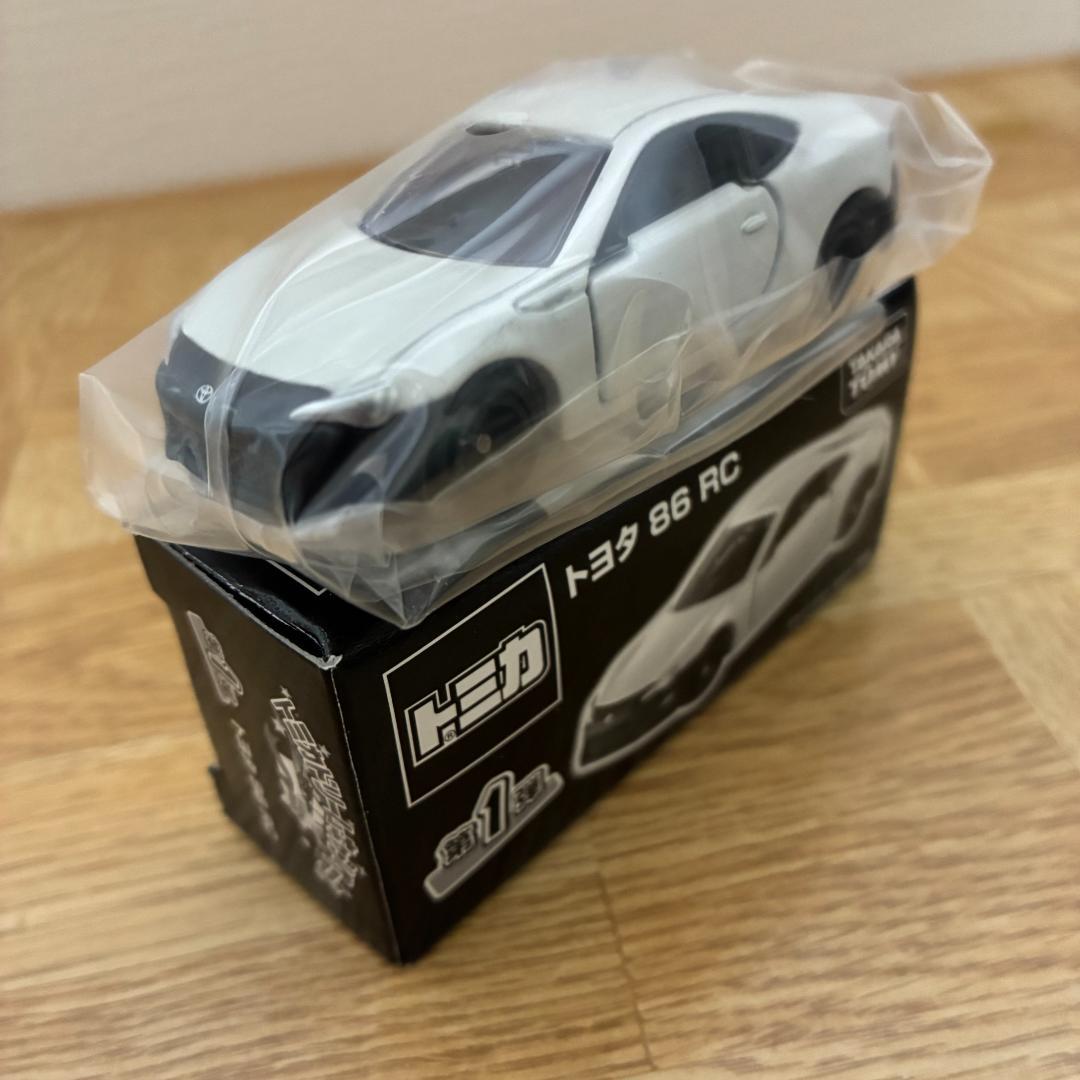 【未開封・限定品】トミカ トヨタ 86 RC ホワイト