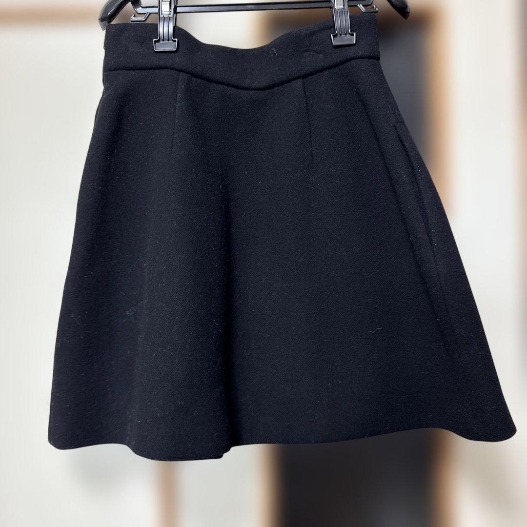 miu miu 黒 フレアスカート 40