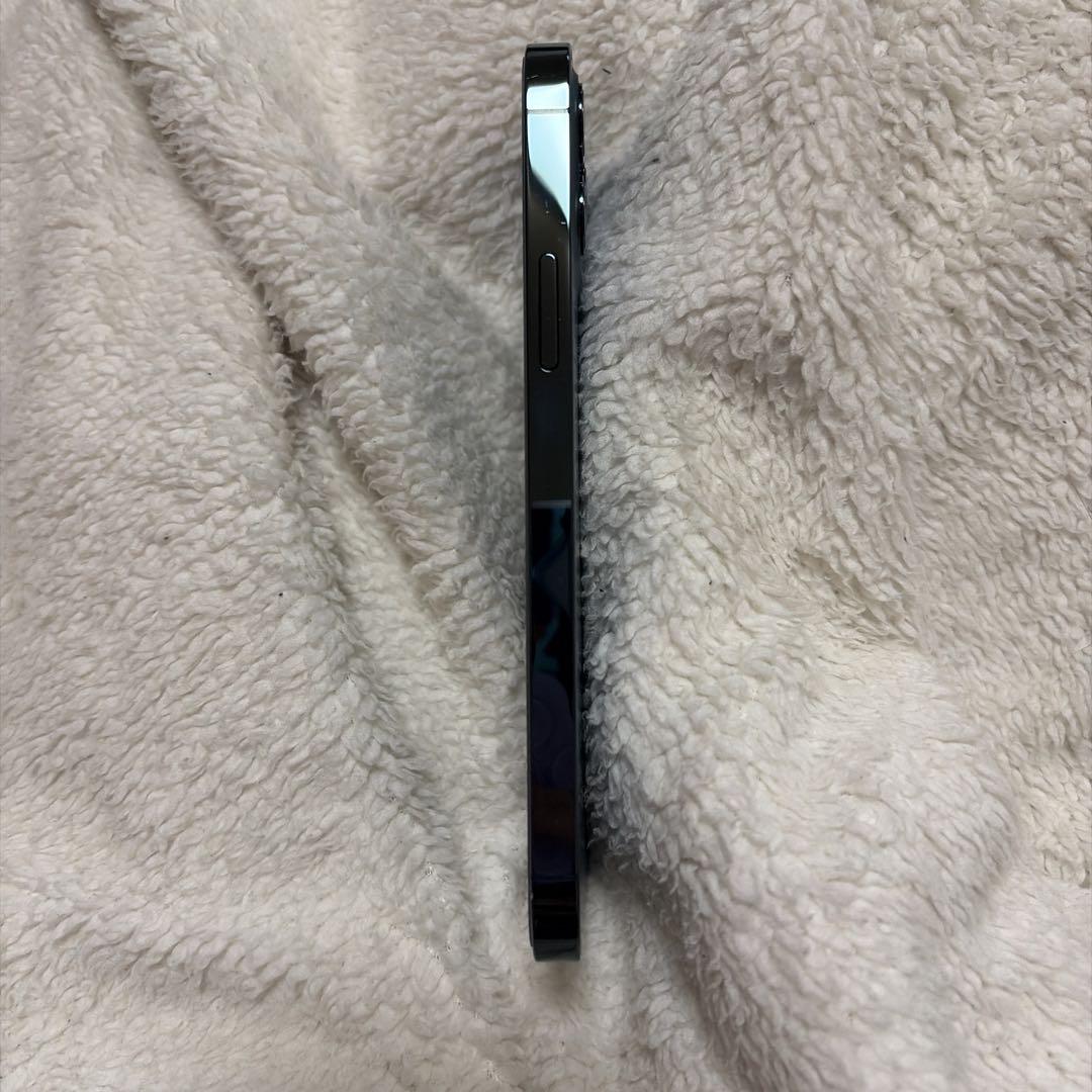 Apple iPhone 12Pro ブルー