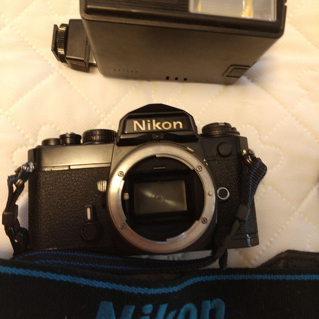 Nikon FE レンズ付き