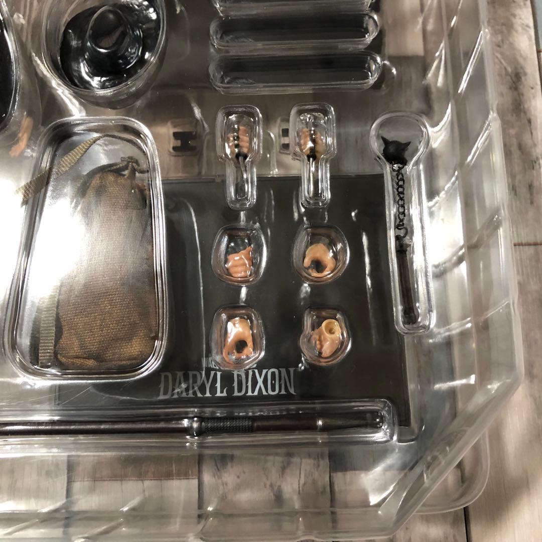 HIYA ウォーキングデッド ダリル フィギュア　walking dead