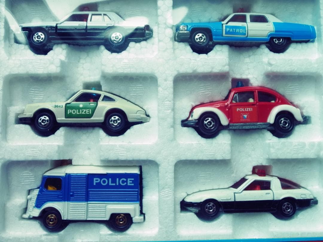 こ*り様 TOMICA トミカ　世界のポリスカーセット