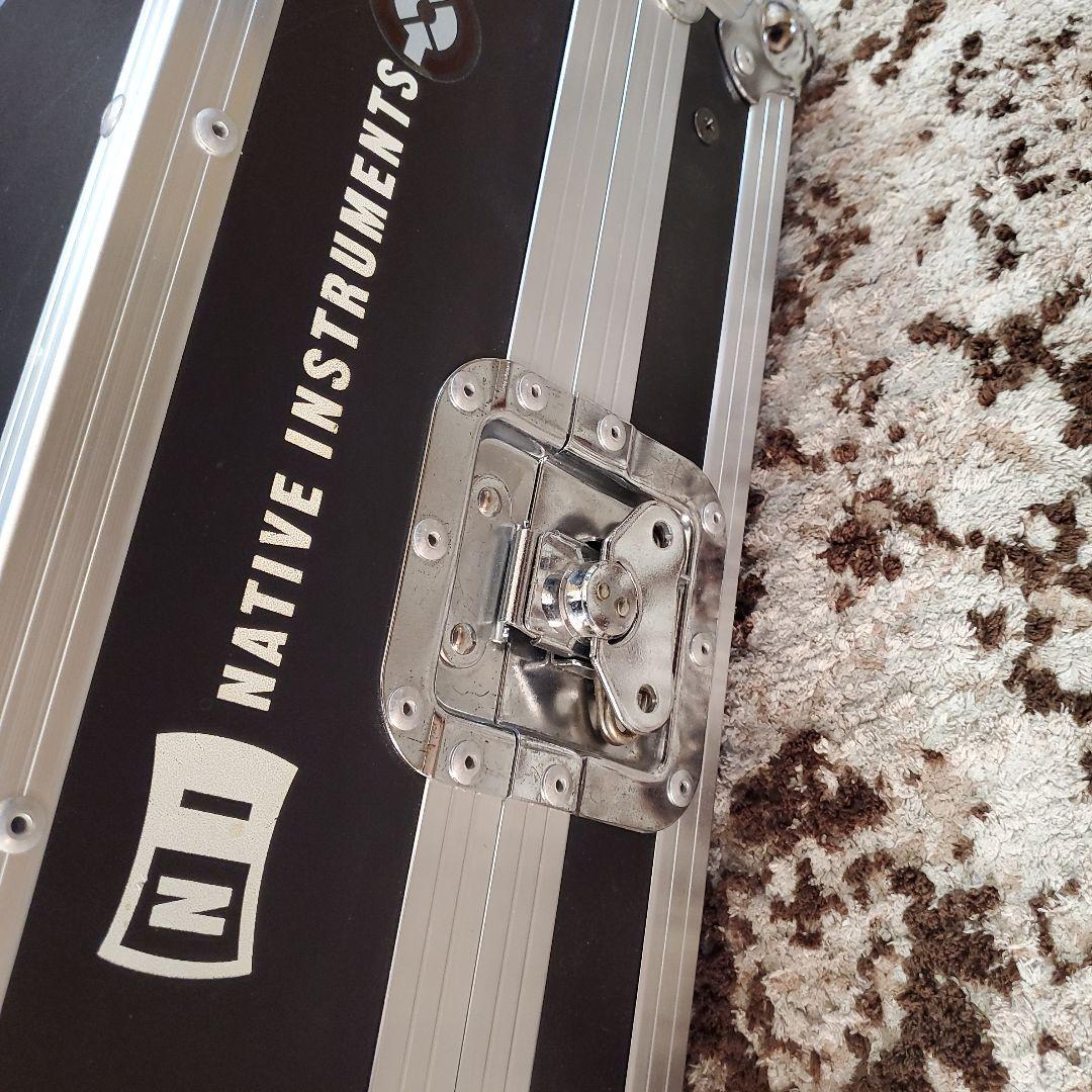 TRAKTOR KONTROL S4フライトケース付き KONTROL X1