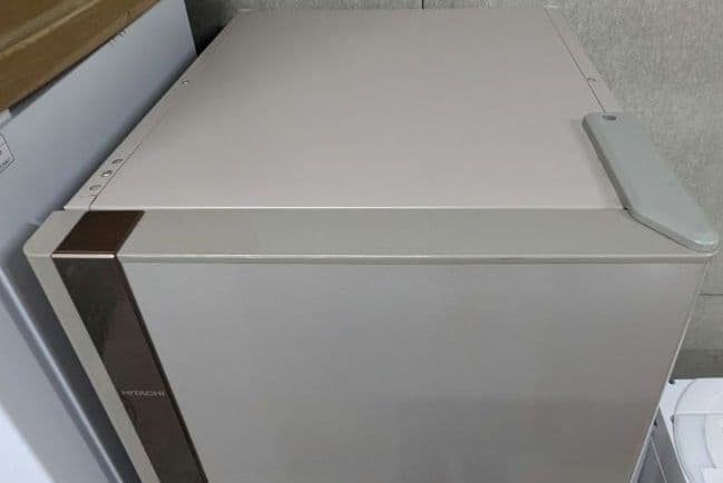 HITACHI ヒタチ 冷蔵庫 R-K32JVL (TD) 2019年製