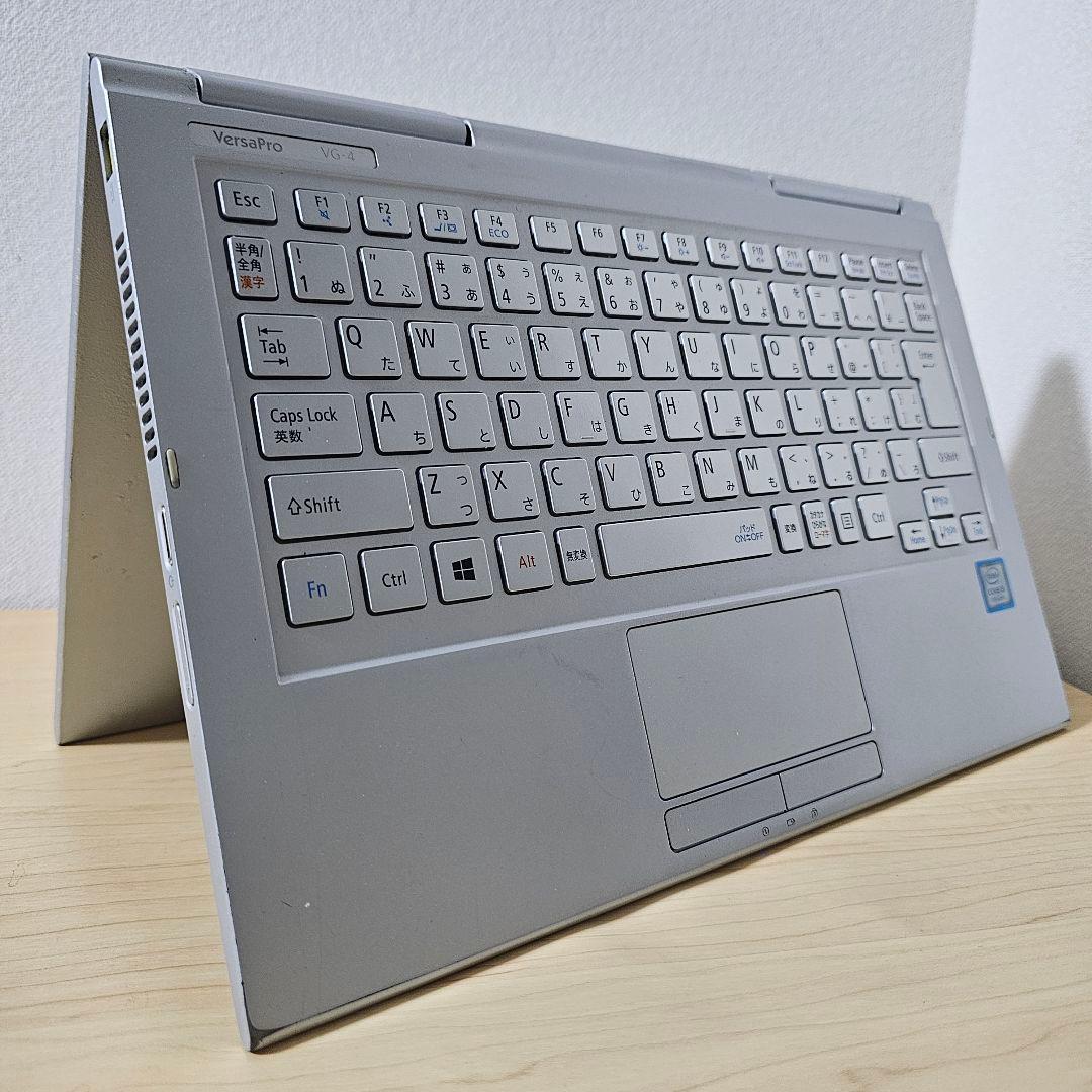 NEC VG4／ 800グラム台・超軽量／タッチパネル