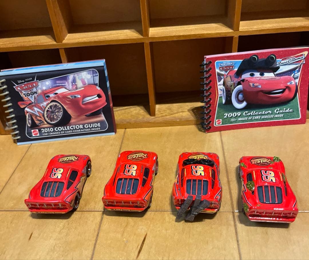 美品　マテルカーズ ライトニング・マックィーン 21台とガイドブック2冊セット