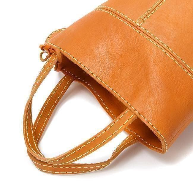 最終値下げ　Zucchero　ショルダーバッグ　コンパクト　レディース　革