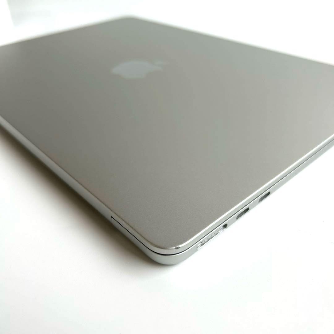 【中古】MacBookAir M2 2022 シルバー 8GB 256GB
