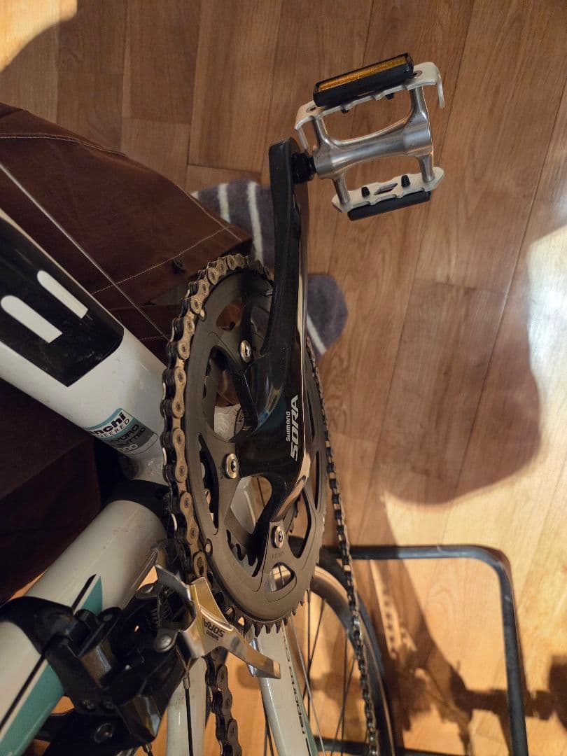 【再値下げ】Bianchi ビアニローネ7 2011年モデル (ヘルメット付き)