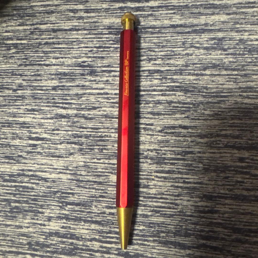 カヴェコスペシャルレッドボールペン