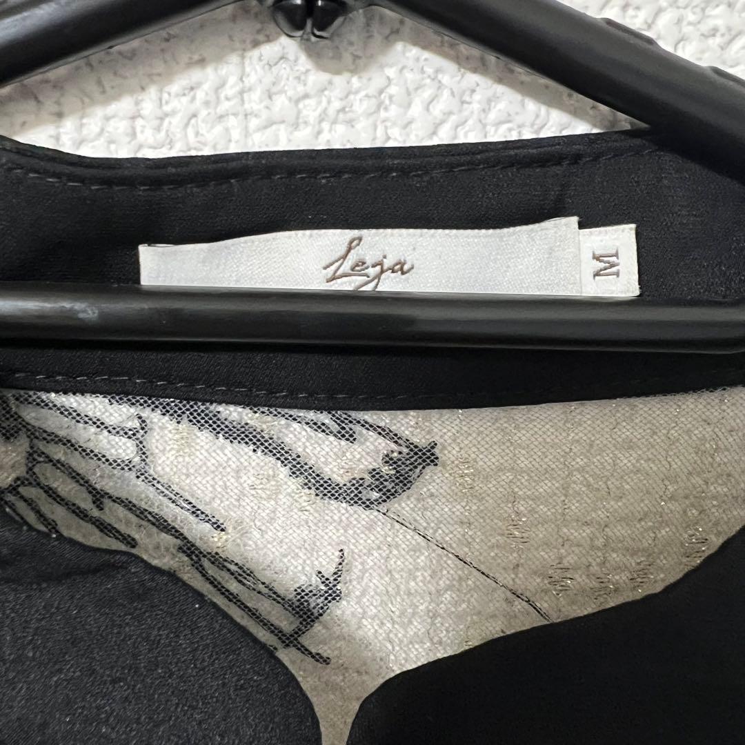 ⚠️のんちゃん⚠️LEJA パイピングプチハイネック花柄刺繍ラメワンピース