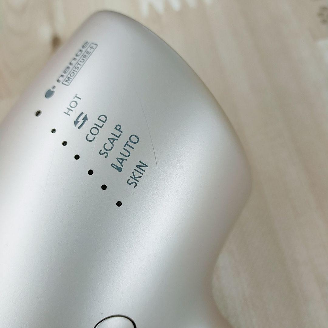 ほぼ未使用○Panasonic ナノケア ドライヤー EH-NA0G