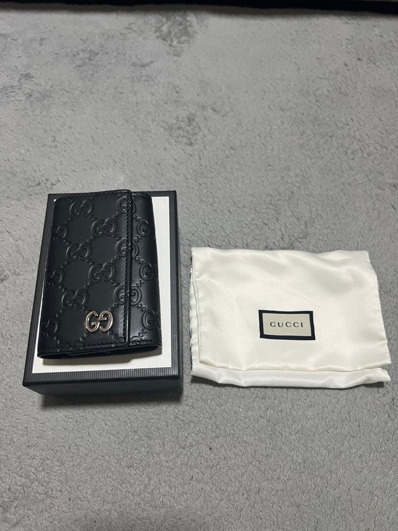 GUCCI グッチ キーケース ブラック 黒 6連 型押し