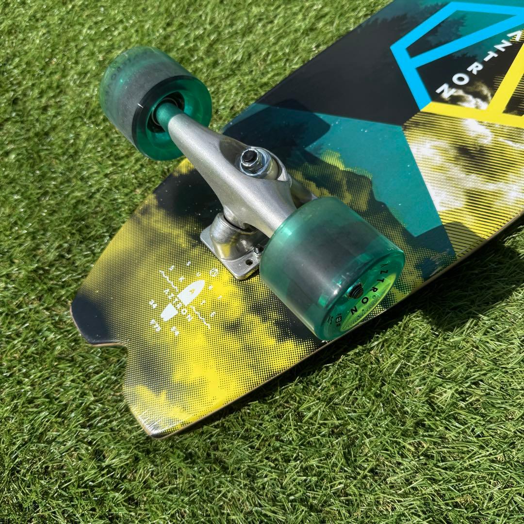 アストロン　FOREST 34 フォレスト　サーフスケートボード