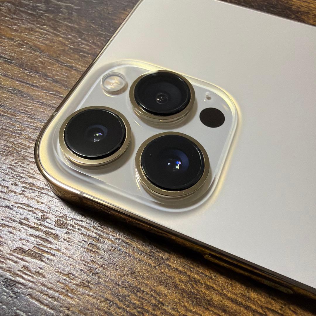 【超美品】iPhone13 Pro Max 256GB Gold SIMフリー