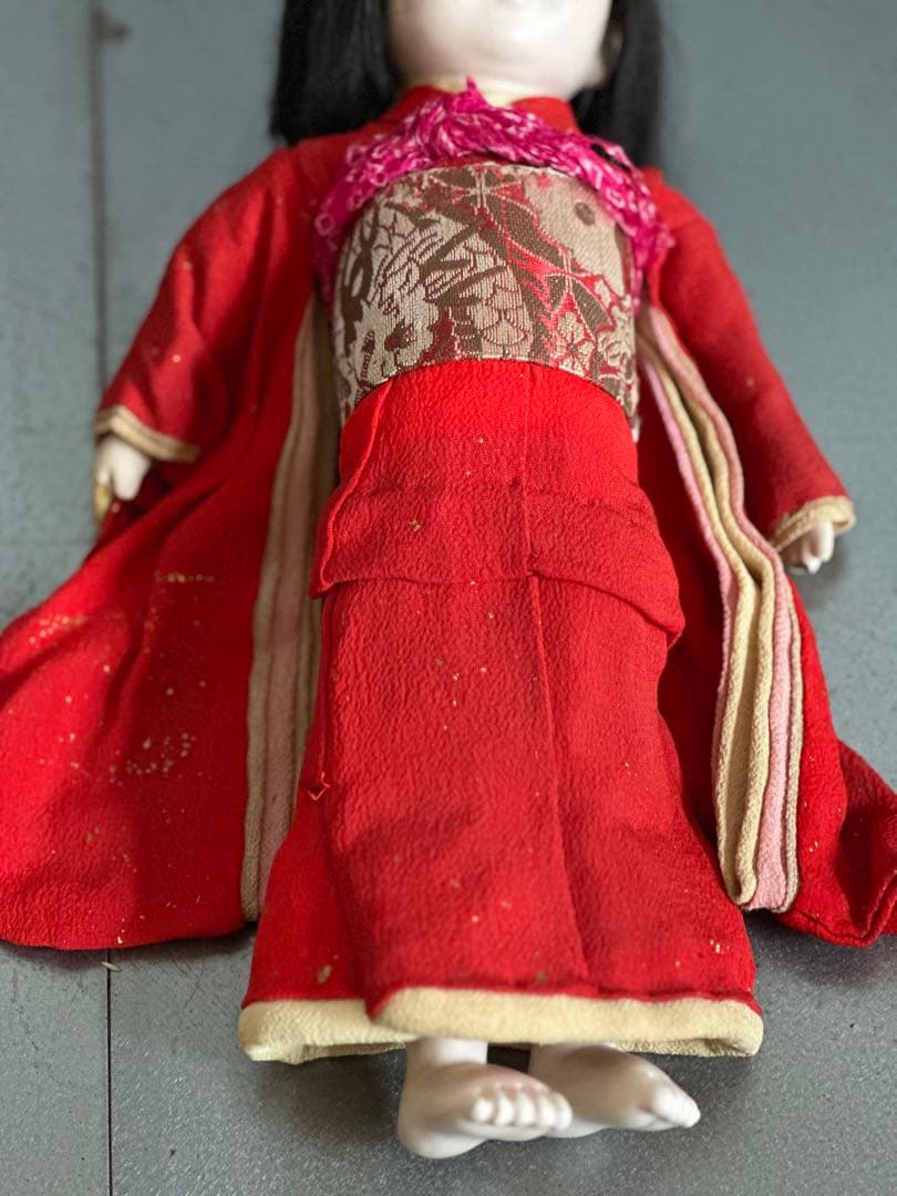 瞬間的お値下げ❣️ヴィンテージ　市松人形 真っ赤なお着物がかわいい