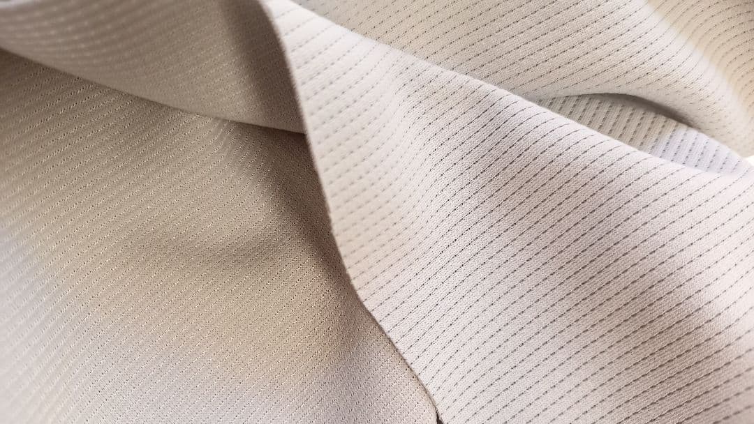 UV　接触冷感機能性ニット　犬の服