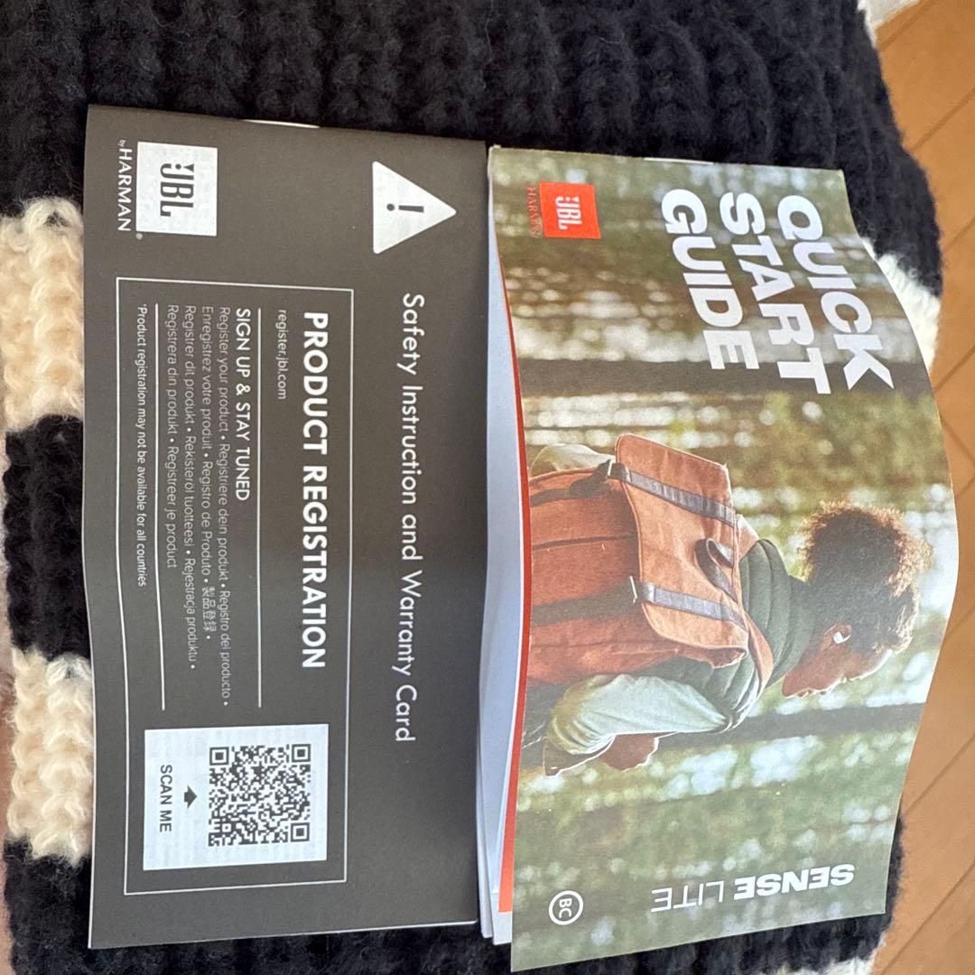 イヤホン JBL SENSE LITE