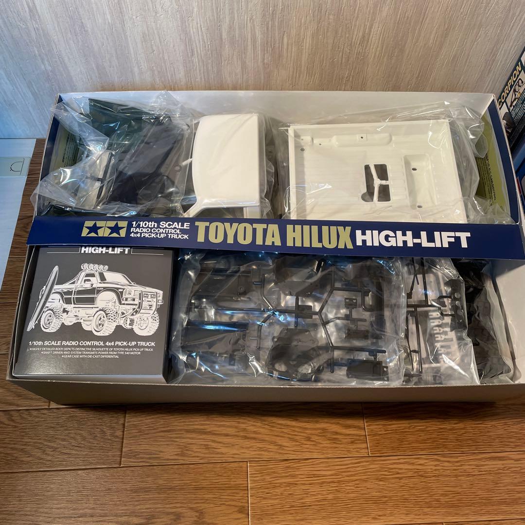 タミヤ　トヨタ ハイラックス ハイリフト