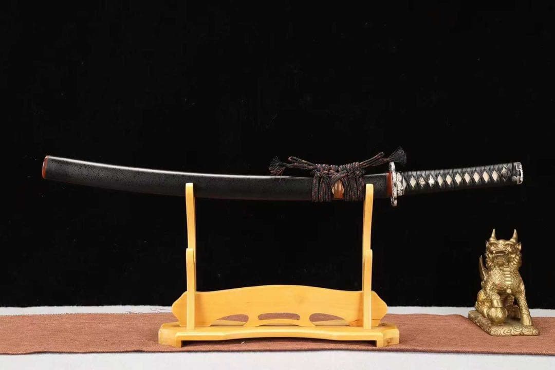 本脇差「桜洛」 黒石目鞘 銀鎏金装 皮革柄巻き 武具 日本刀 模造刀 鑑賞用