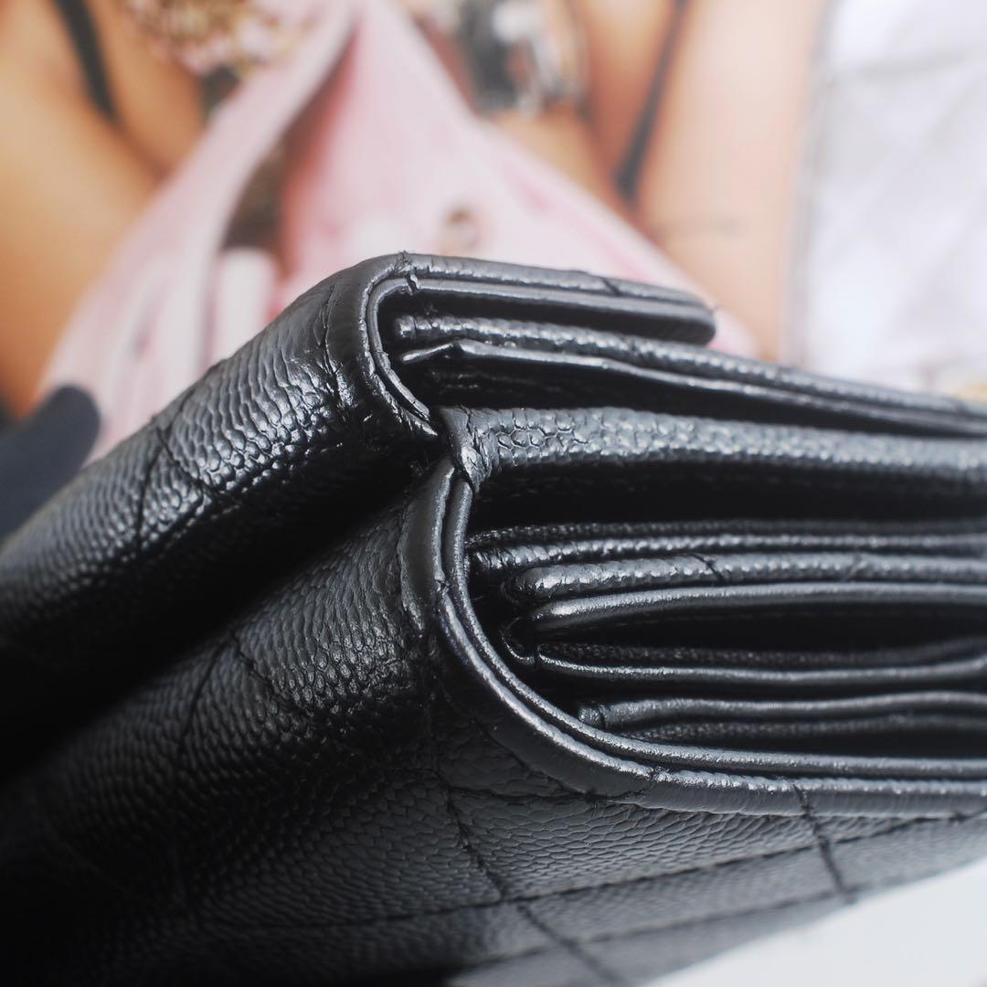 シャネル＊CHANEL＊キャビアスキン＊マトラッセ＊三つ折り財布