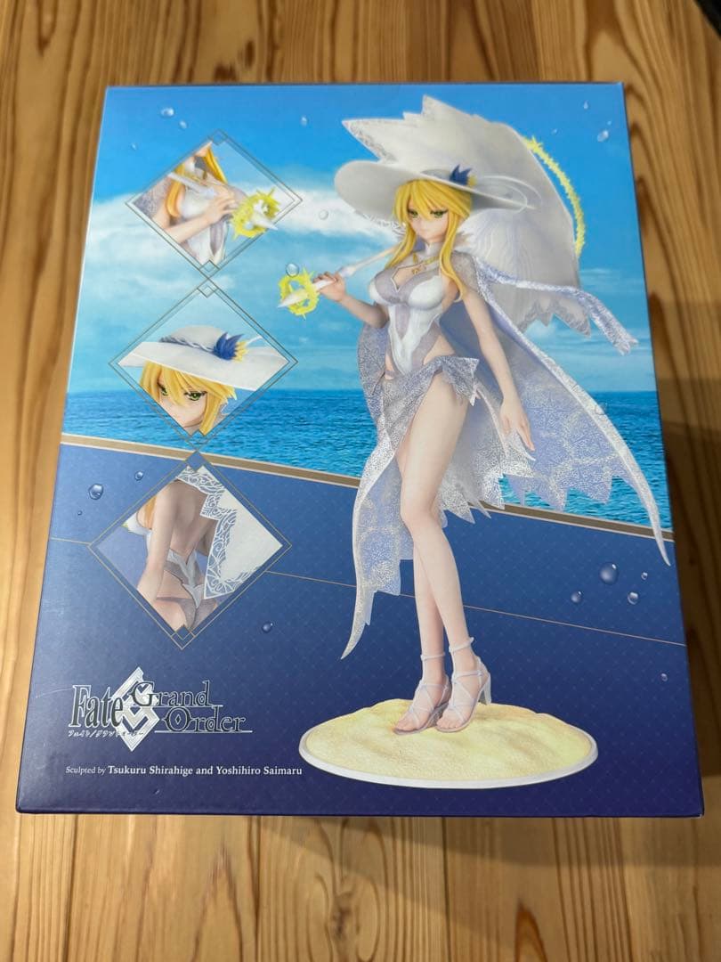 Ruler アルトリア・ペンドラゴン 1/7 フィギュア　未開封　箱小傷