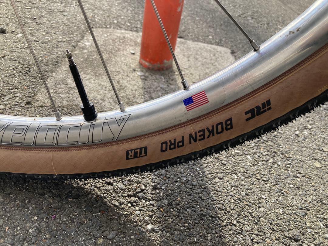 引取限定　SURLY ゴーストグラップラー　モロコバーもつけます