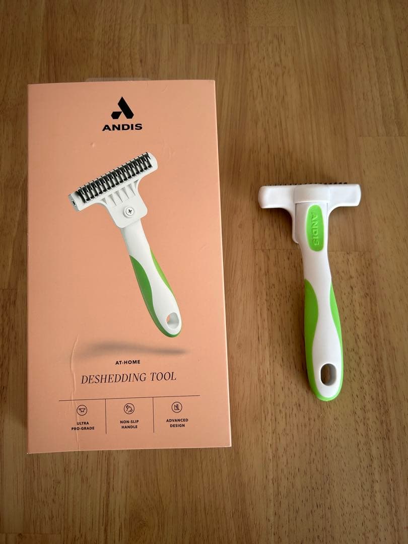 アンディス　ディシェーダー　ANDIS Deshedding Tool