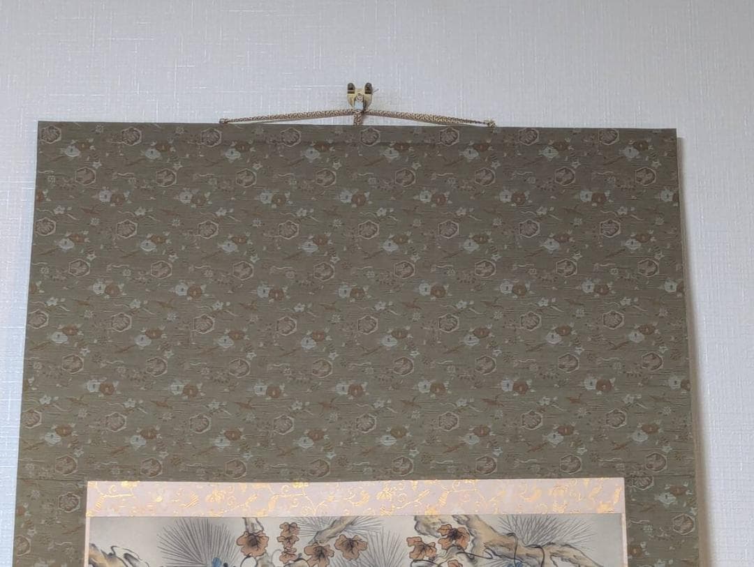 【真作】掛軸　松上鶴　吉祥の象徴　二羽の鶴と老松　共箱入　S112