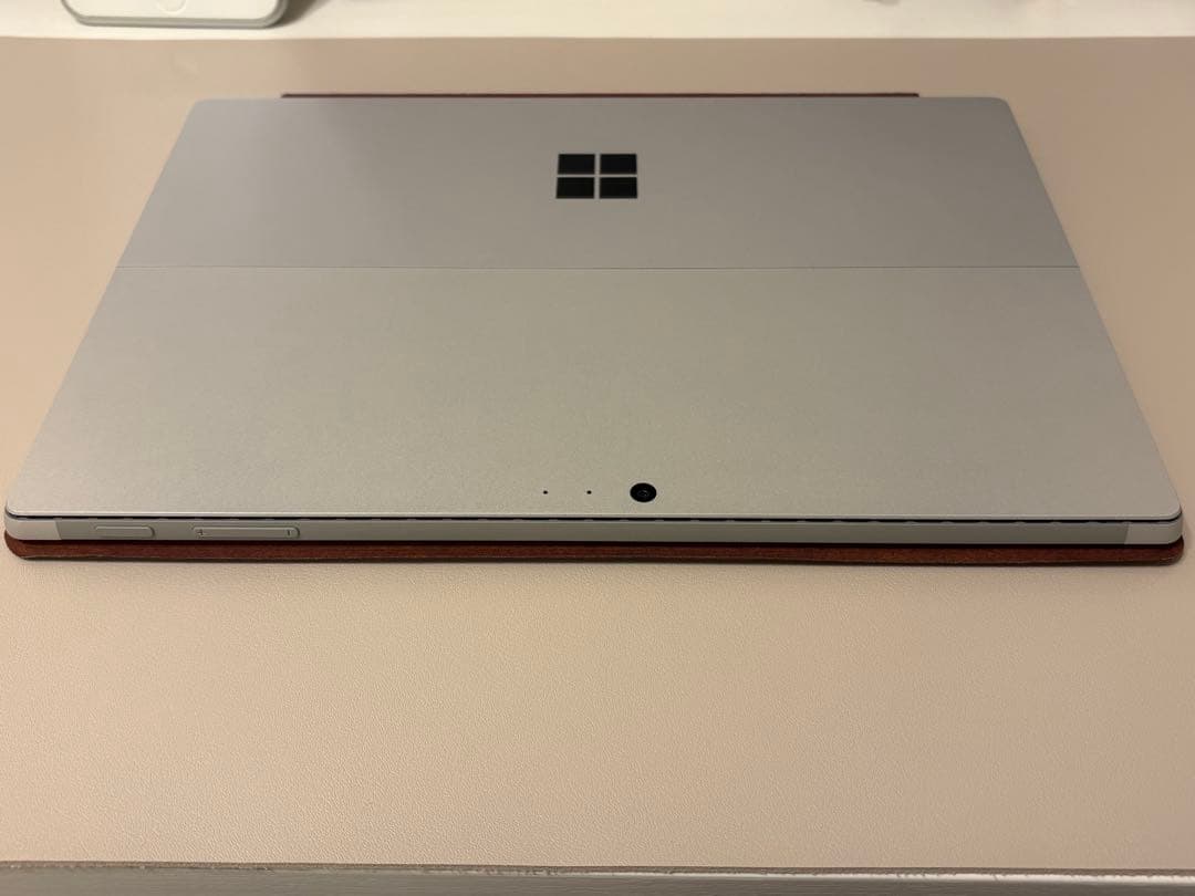 Microsoft Surface Pro 6 本体 + キーボード