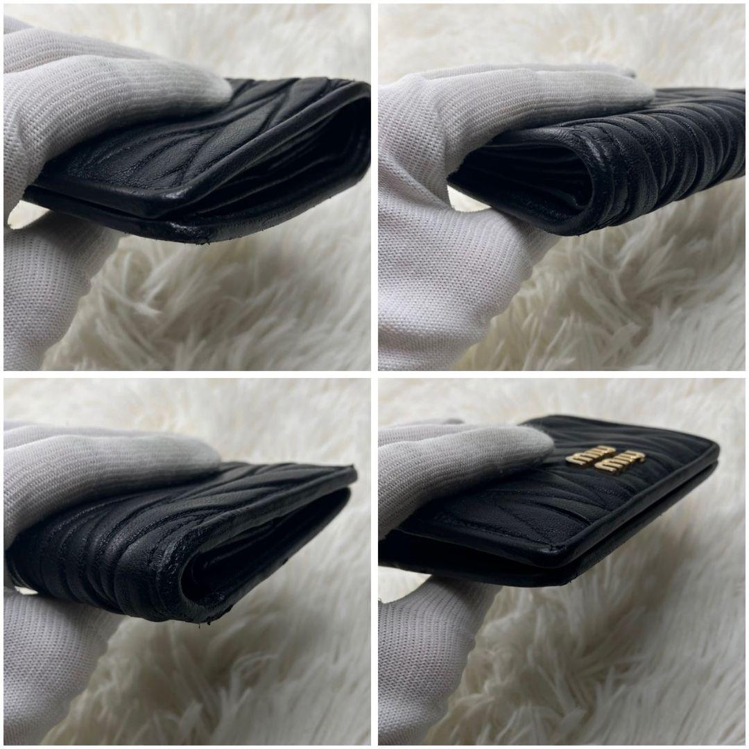 現行ロゴ　ミュウミュウ マテラッセコンパクトウォレット 5MV204