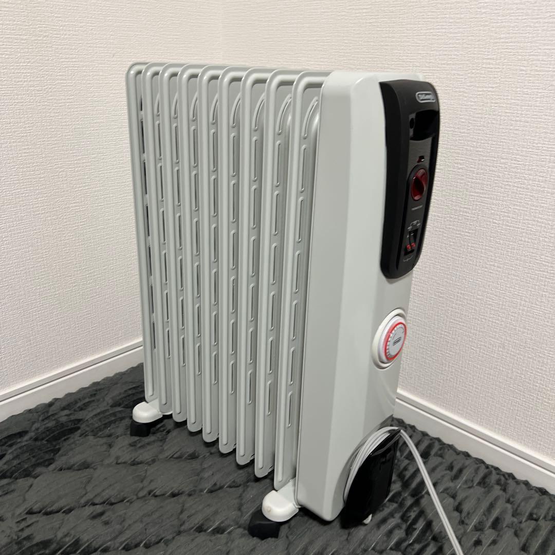 【極美品｜ほぼ未使用】デロンギ オイルヒーター H771015EFSN BK