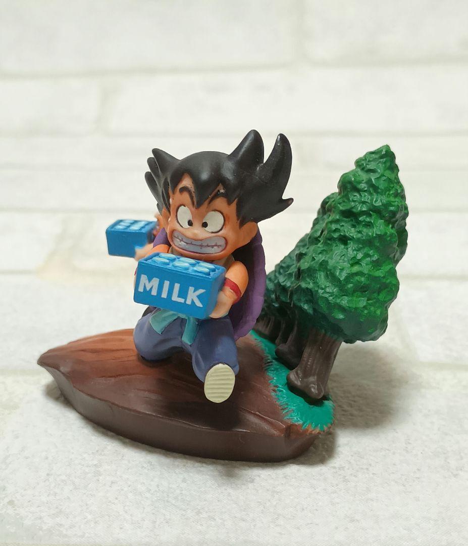 ドラカプ　悟空 ＆ クリリン 牛乳配達　ドラゴンボール