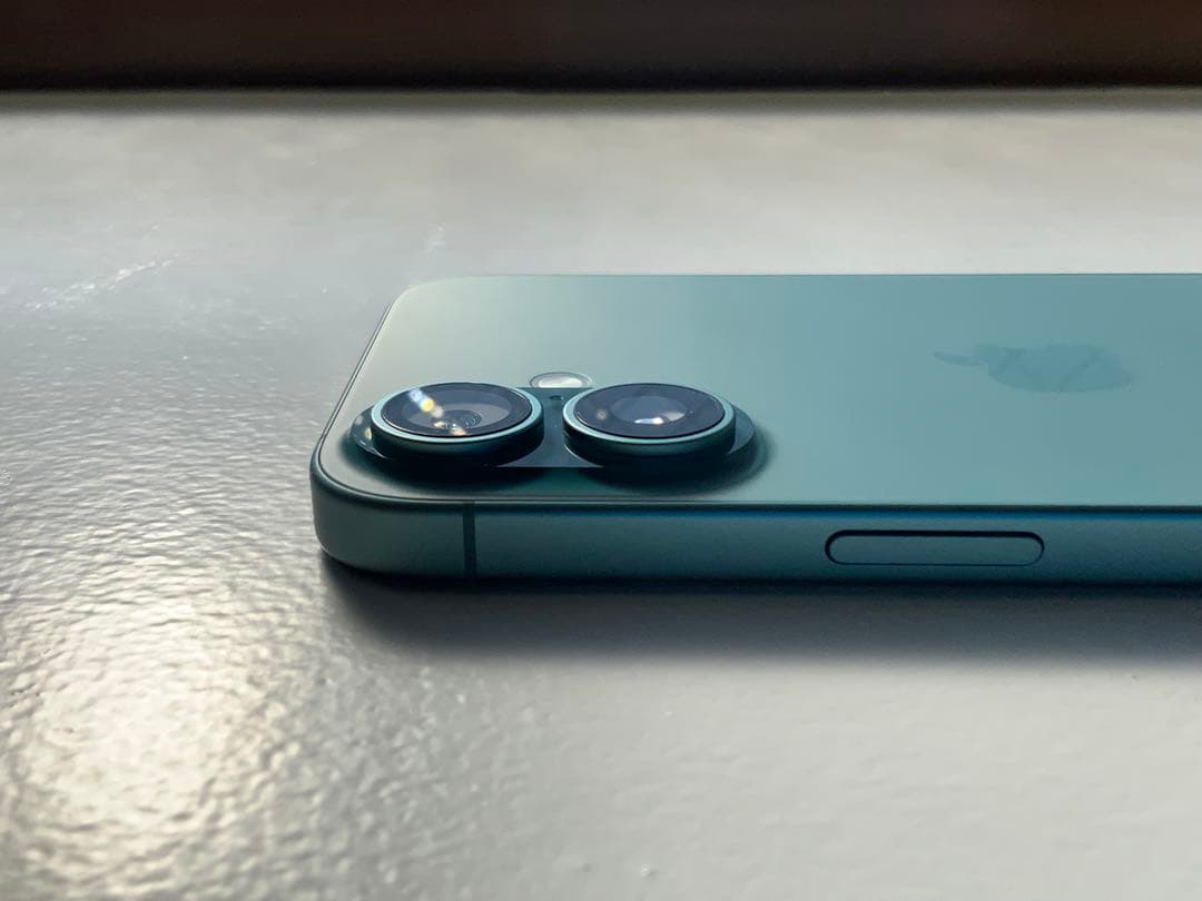 Apple iPhone16 128gb ティール