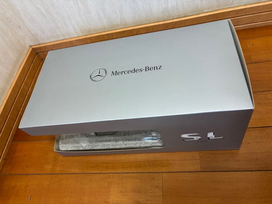 メルセデス・ベンツ SLクラス 1/18