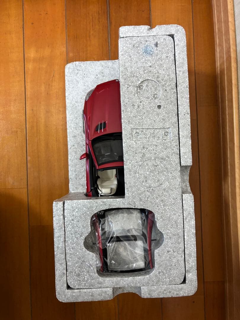 メルセデス・ベンツ SLクラス 1/18