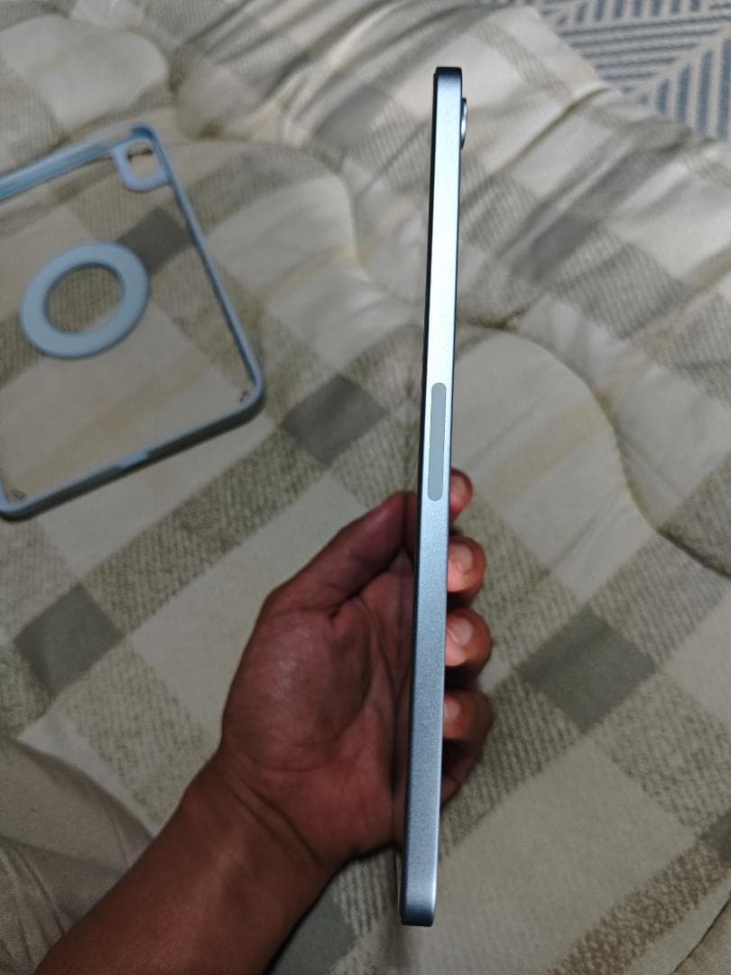 Apple iPad mini 7 ブルー 本体と付属品