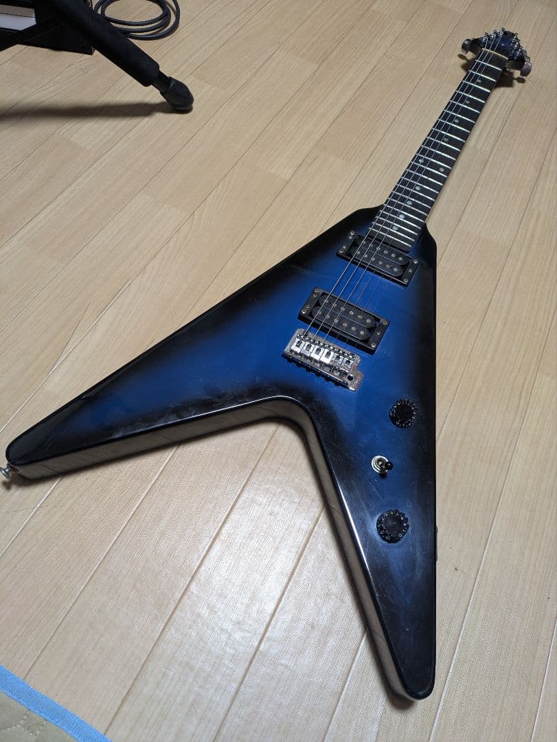 HURRICANE VIVIAN フライングV 80年代