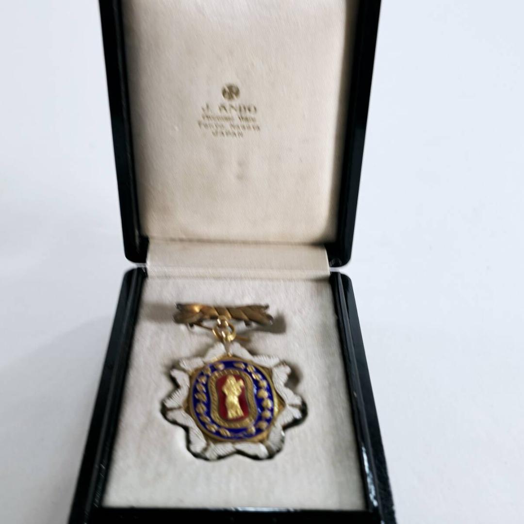 大日本蚕糸会 有功章 二等 勲章 記章 徽章 バッジ 日本