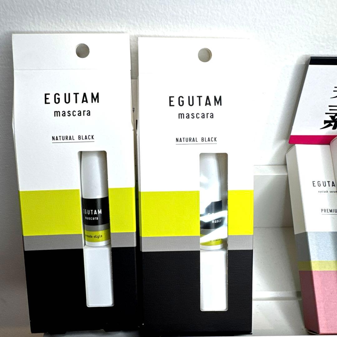 ⭐︎ドリー⭐︎ EGUTAM マスカラ ブラック➕　美容液プレミアム
